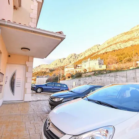 Apartamento Lavanda Omiš